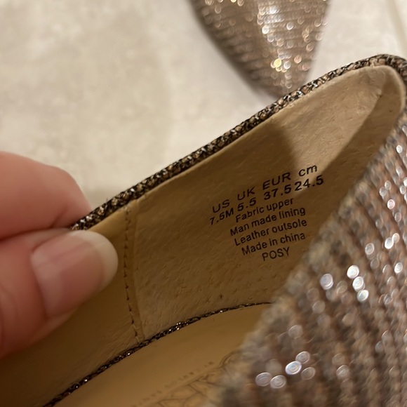 Carlos Santana Posy 4” heels metallic gold & silver shimmer fabric size 7 1/2 - Picture 11 of 11